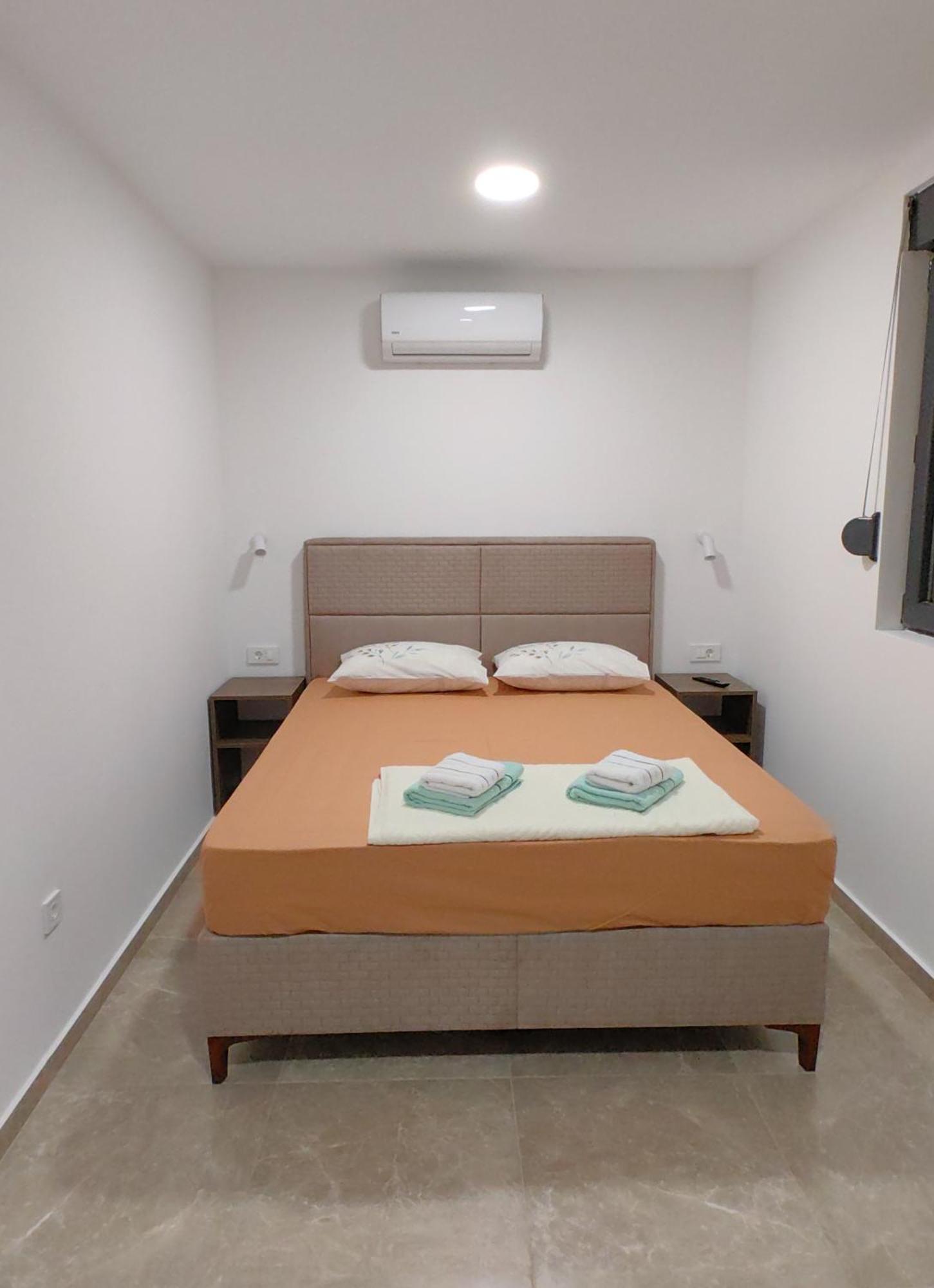 Magnolija Apartmani Igalo Bagian luar foto