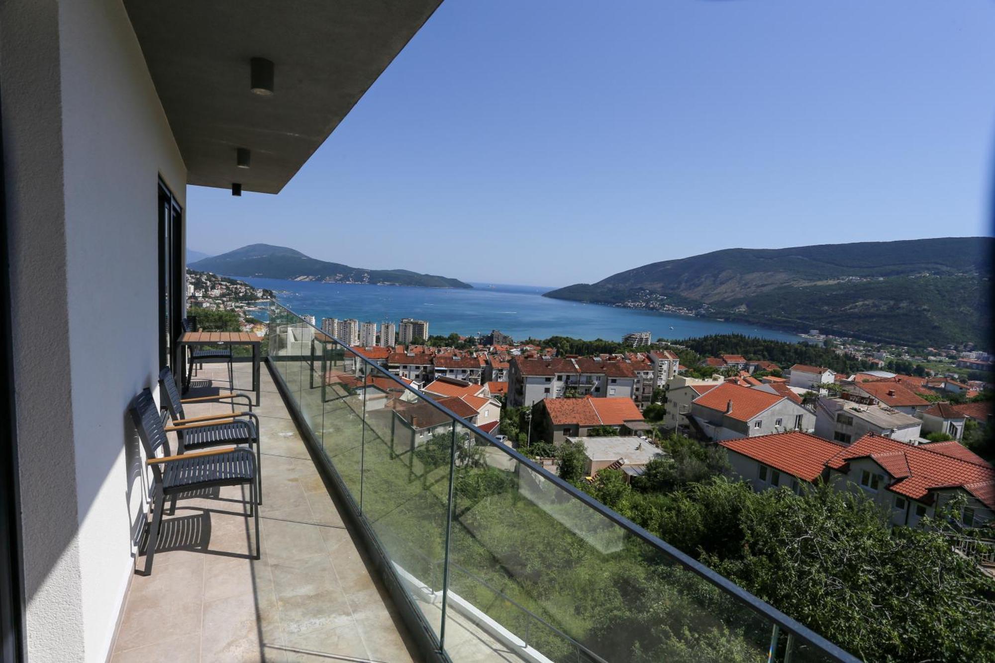 Magnolija Apartmani Igalo Bagian luar foto